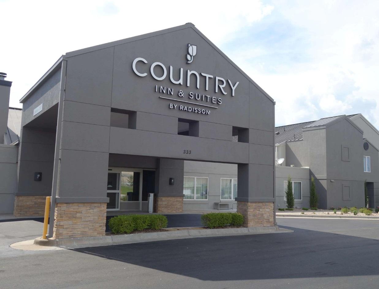 Country Inn & Suites By Radisson, Wichita East, Ks Exterior photo